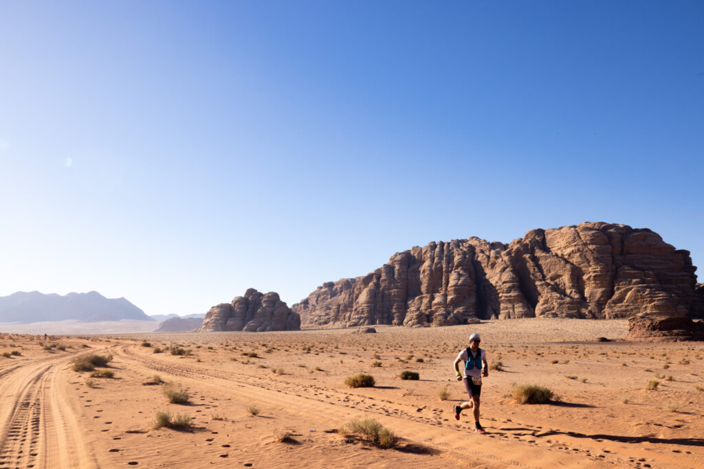 Etape dans le désert du Wadi Rum